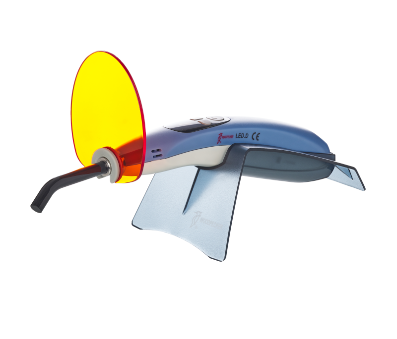 Лампа полимеризационная Woodpecker LED.D с принадлежностями Лампа полимеризационная Woodpecker LED.D с принадлежностями