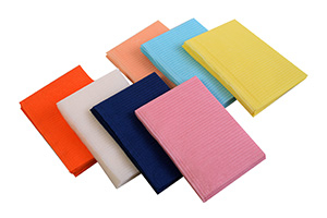 Салфетки нагрудные Ом-Ника, Цветные (50шт.)