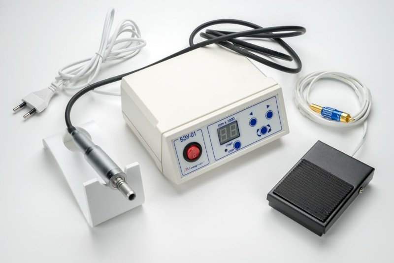 Портативная стоматологическая бормашина МедТорг+ БЭУ-01.02 220В с микромотором ДП-2.01