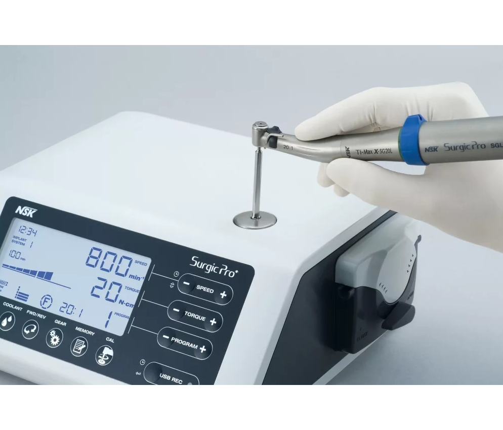 Физиодиспенсер NSK Nakanishi Surgic Pro+ OPT с наконечником Ti-Max X-SG20L, с оптикой3